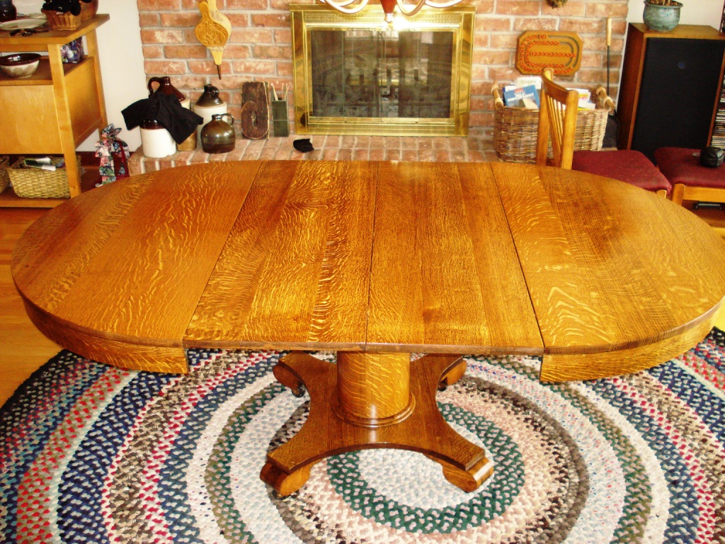 Alden Kitchen Table Large02