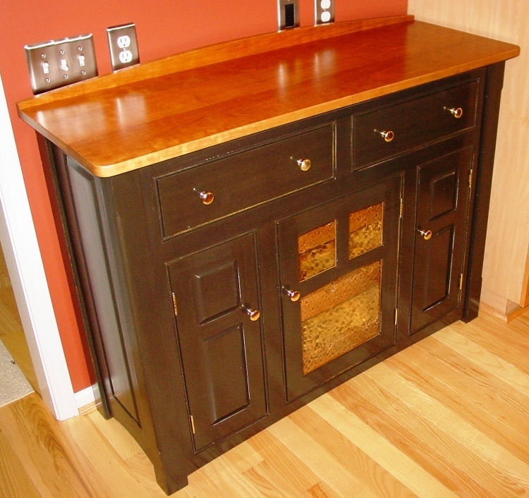 Carlson Hutch Large03