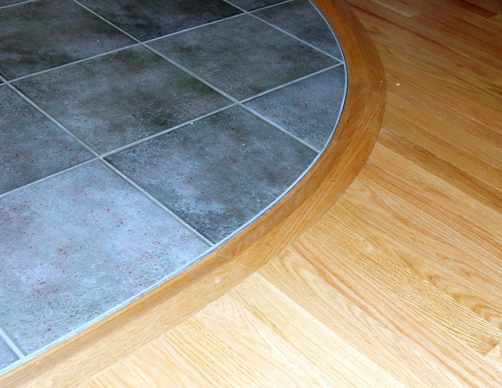 L and C Radii Trim Large Num 302