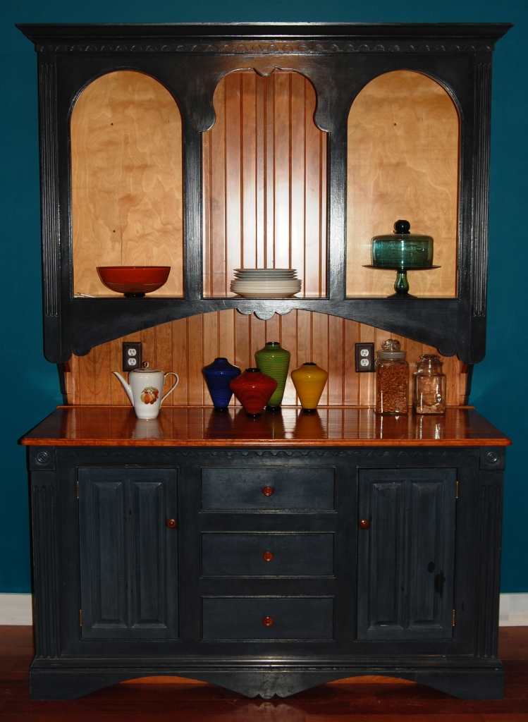 Riley Blue Hutch w top Large