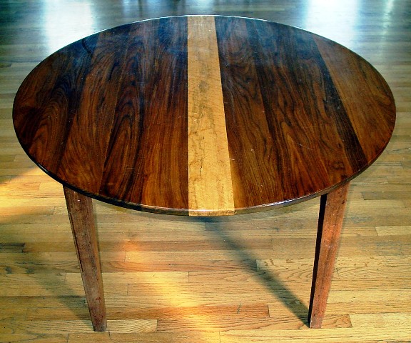 Round Table Large02